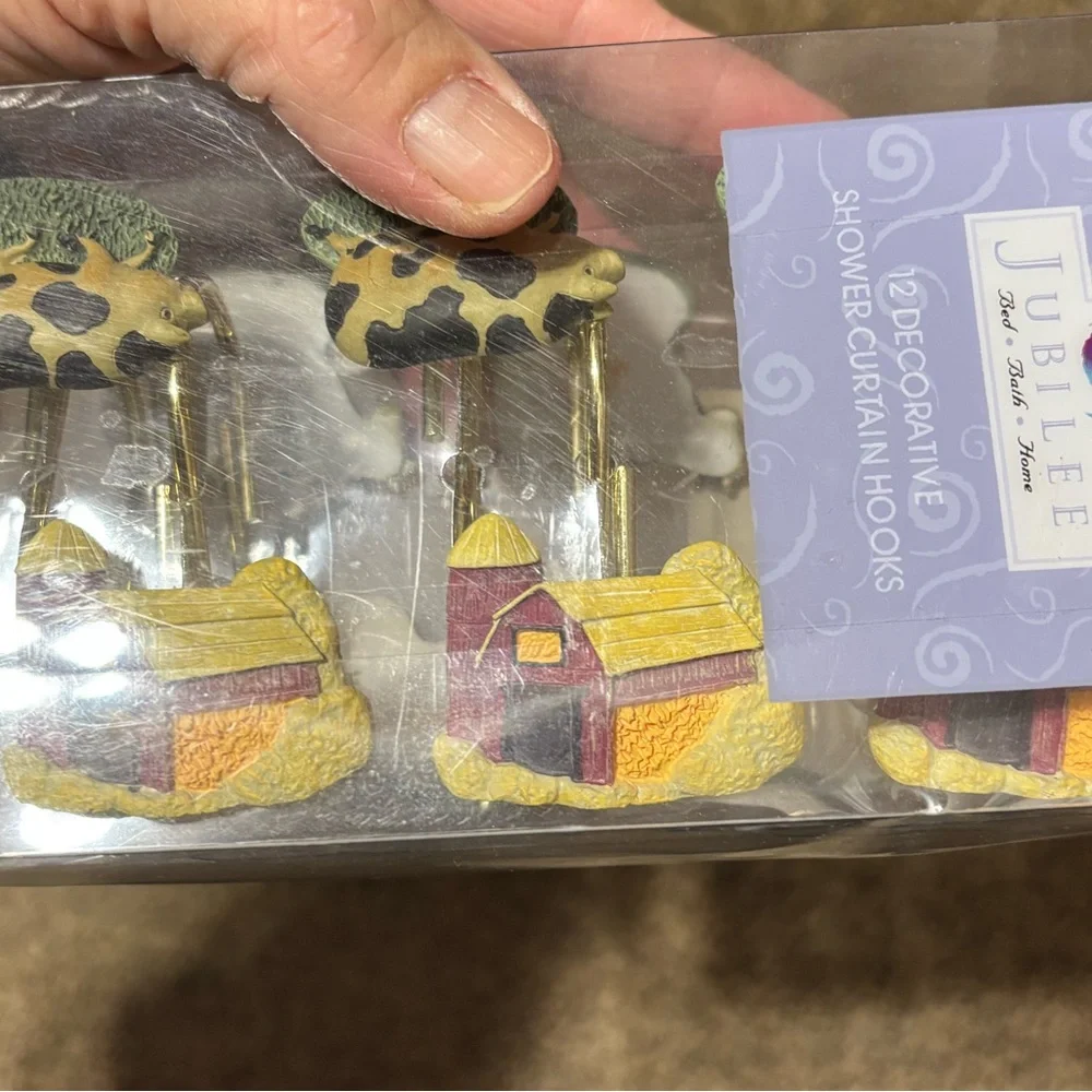 NWT Jubilee 12 pc decorative shower curtain/curtain hooks Barn Chicken Pig Cow